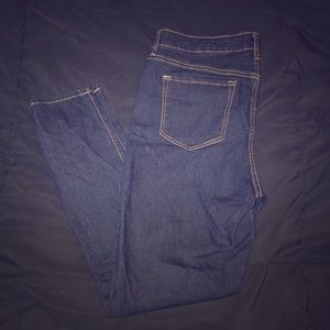 Old Navy Mid Rise Super Skinny jeans